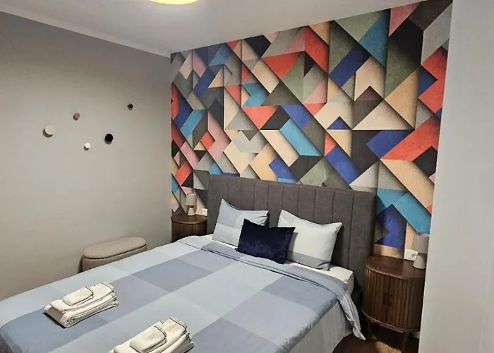 Apartment By The Pool #8 Welingrad